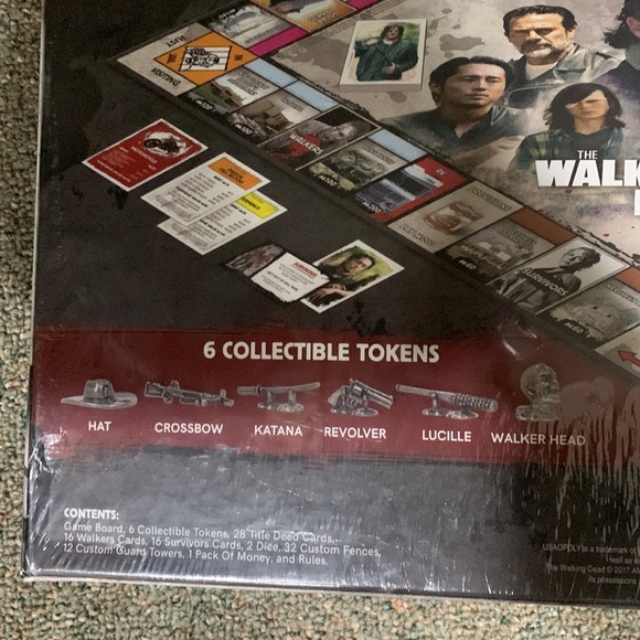 Walking Dead Monopoly and drink glasses - Picture 3 of 5